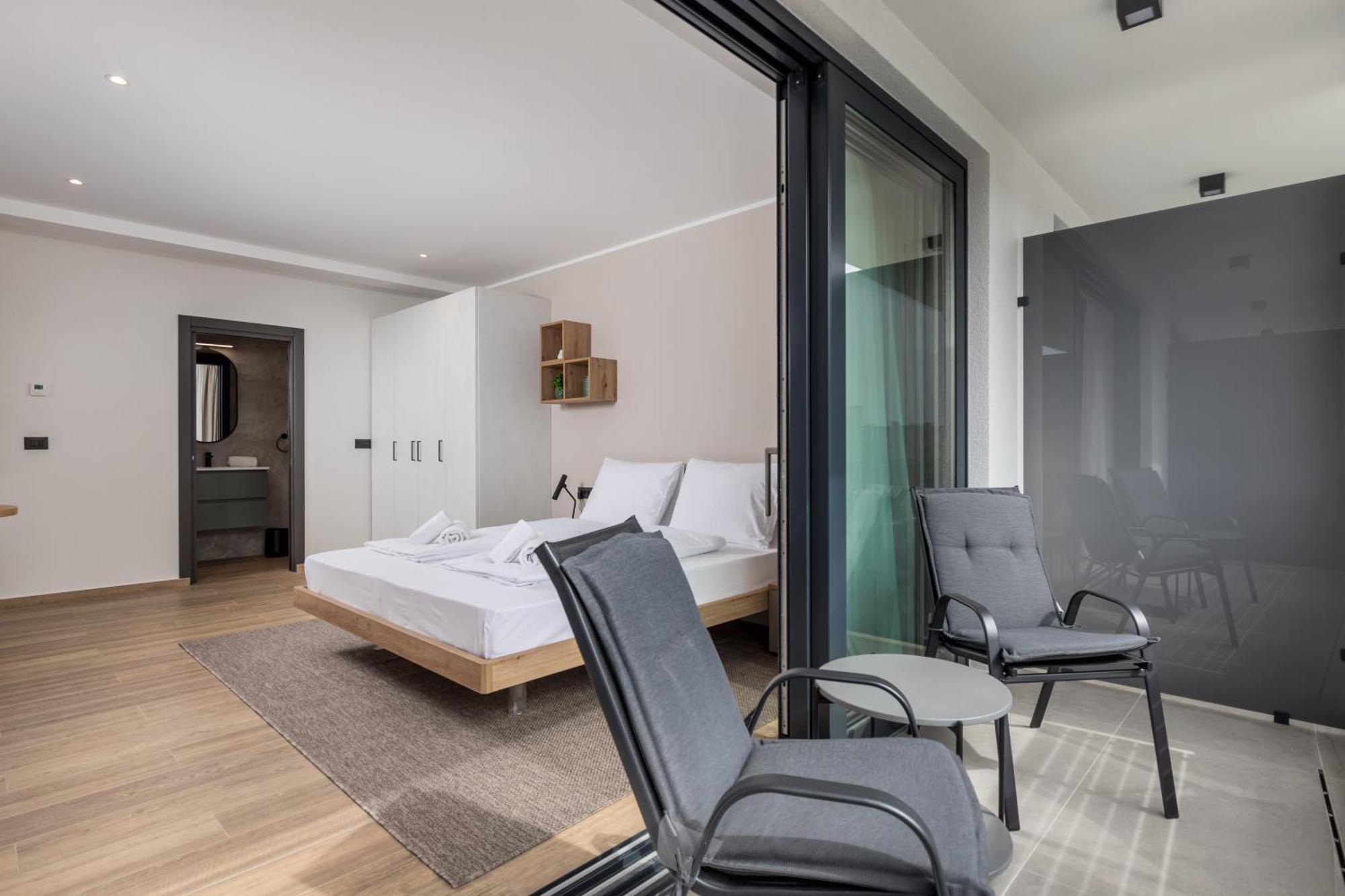 Belinda Apartments With Balcony & Private Parking Opatija Bagian luar foto