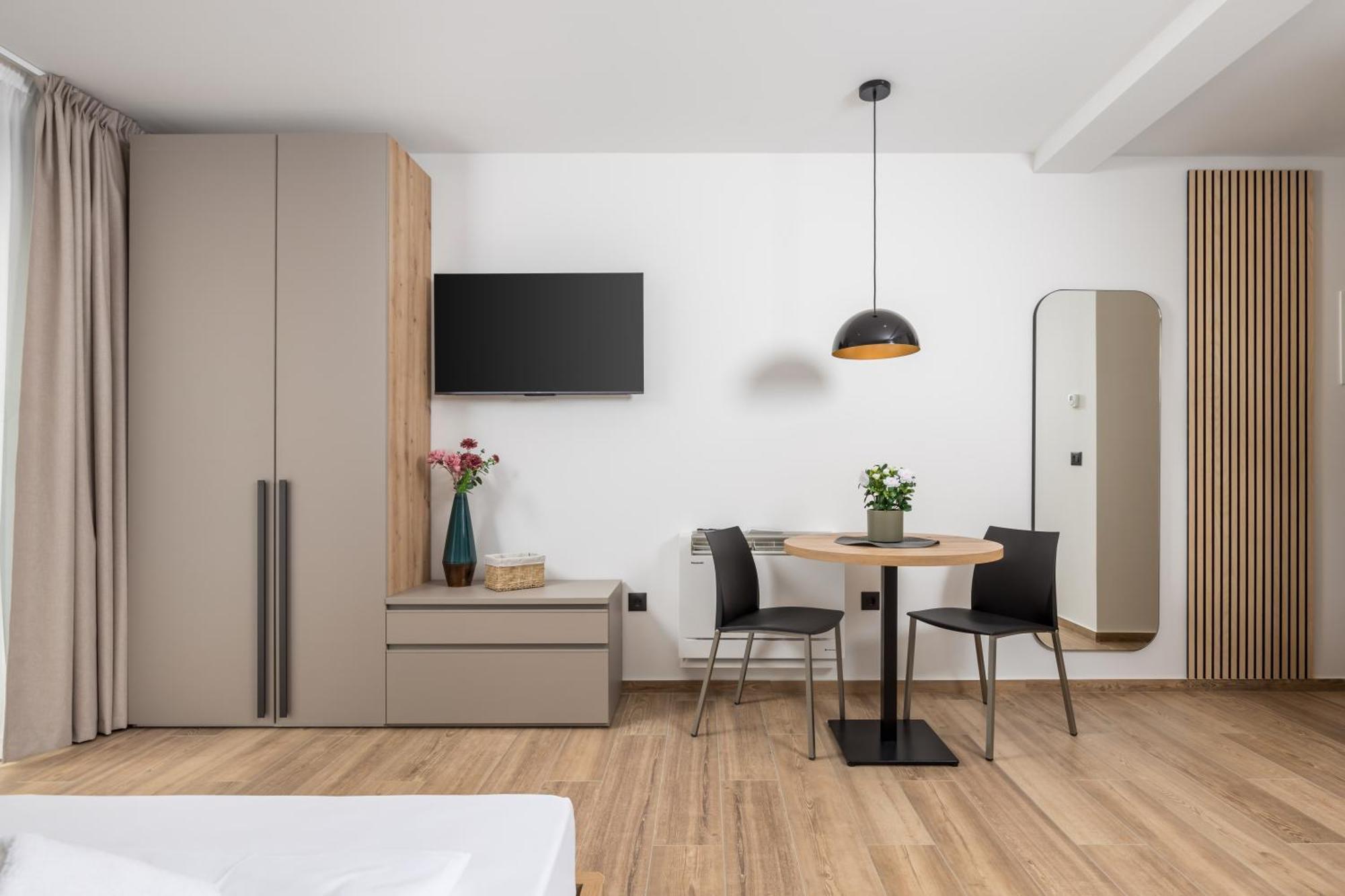 Belinda Apartments With Balcony & Private Parking Opatija Bagian luar foto