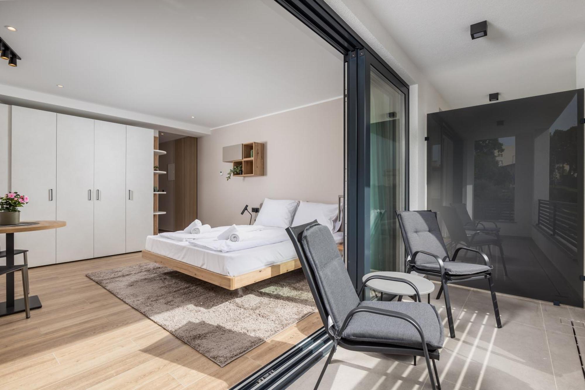 Belinda Apartments With Balcony & Private Parking Opatija Bagian luar foto