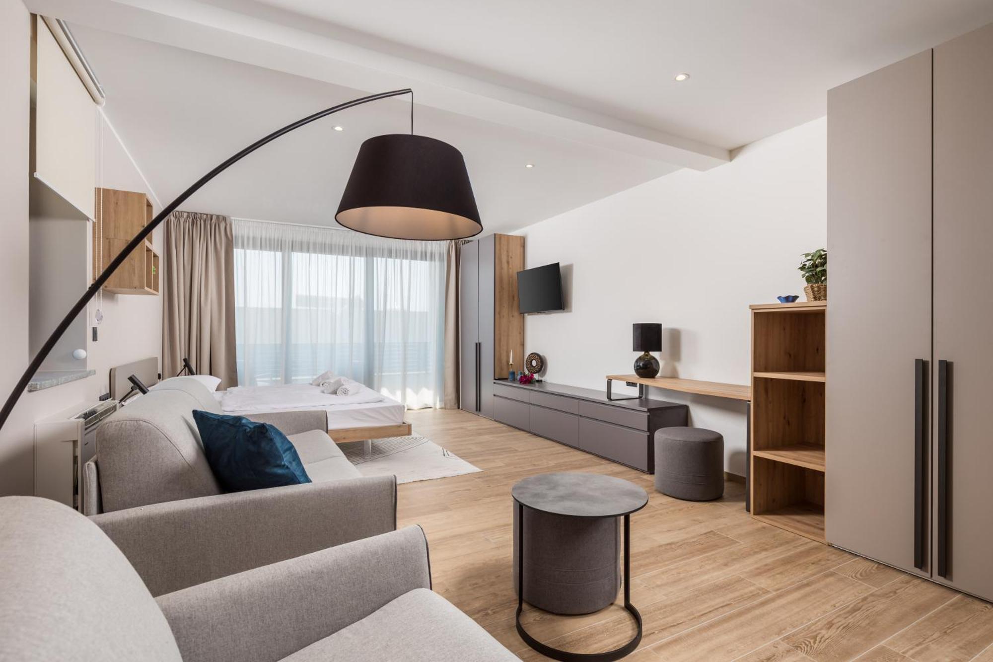 Belinda Apartments With Balcony & Private Parking Opatija Bagian luar foto